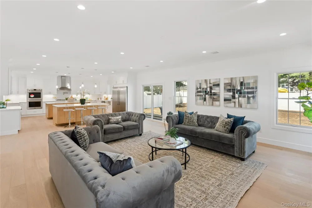 1222 Powell Avenue North Merrick, NY 11566