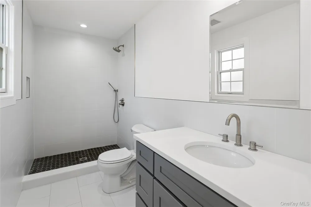 1222 Powell Avenue North Merrick, NY 11566