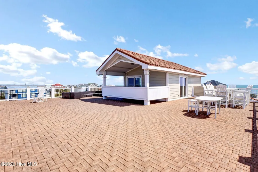 105 Bay Court North Topsail Beach, NC 28460
