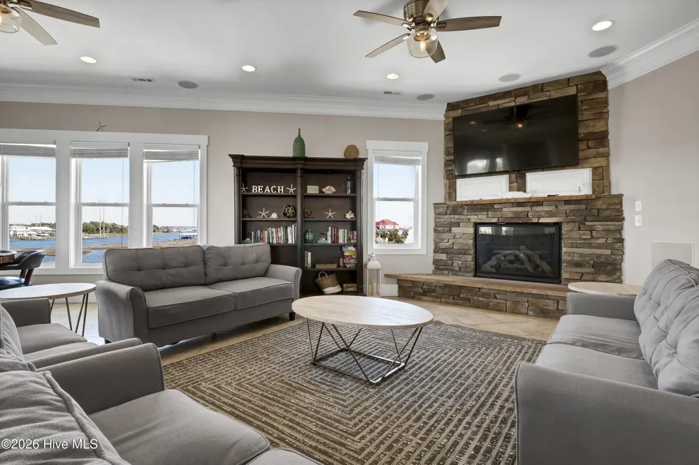 105 Bay Court North Topsail Beach, NC 28460