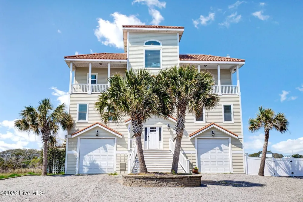 105 Bay Court North Topsail Beach, NC 28460
