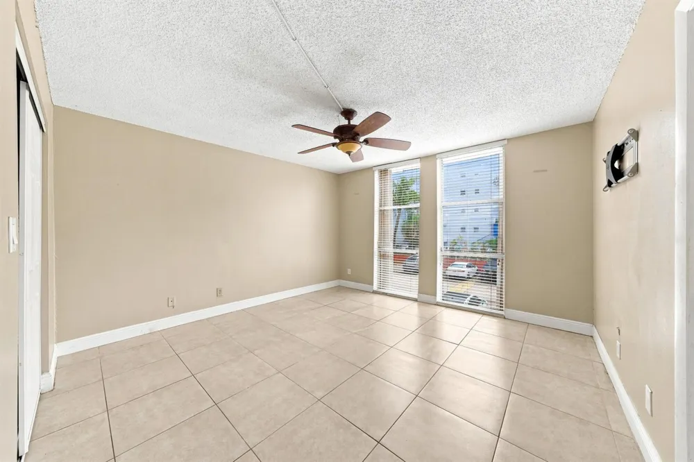 1750 W 46TH STREET #242 Hialeah, FL 33012