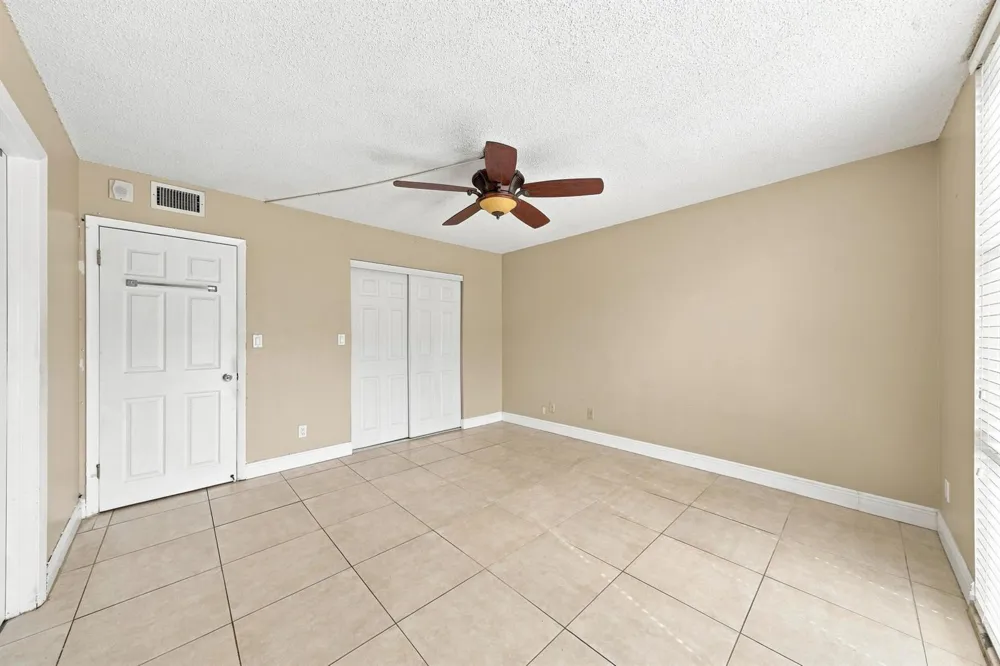 1750 W 46TH STREET #242 Hialeah, FL 33012
