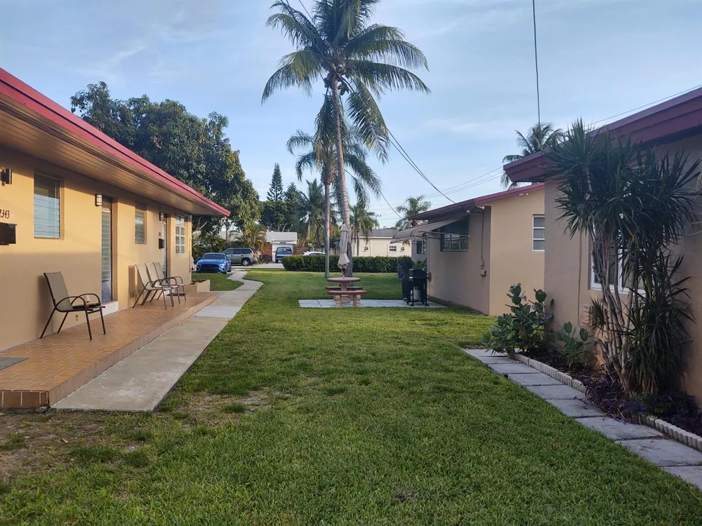 2341 HARDING STREET Hollywood, FL 33020