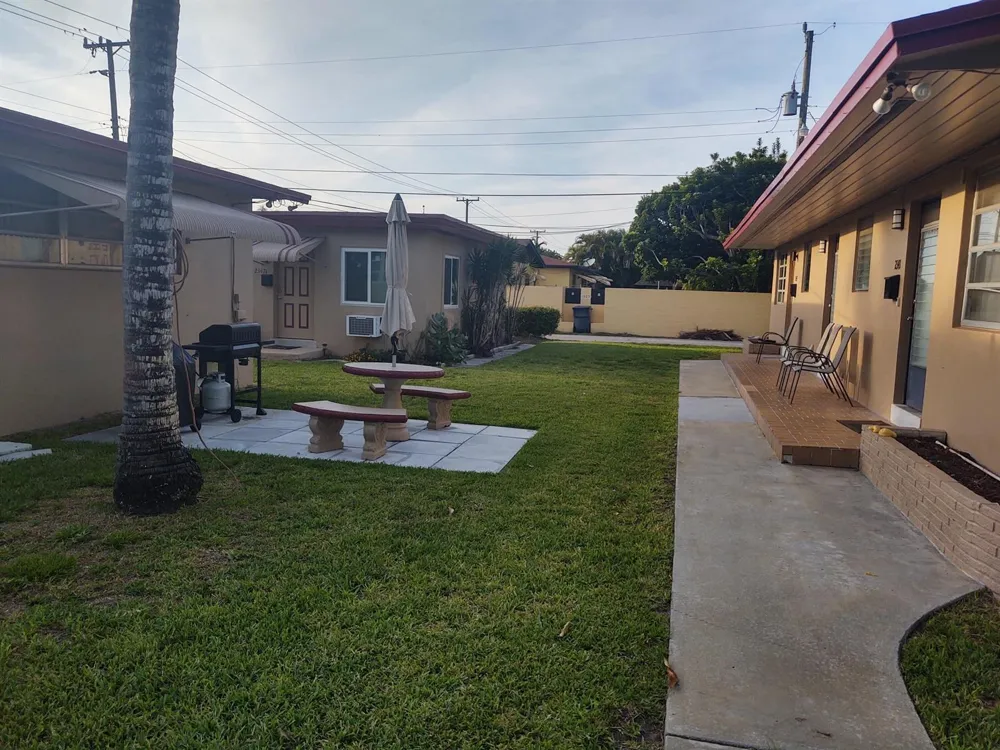 2341 HARDING STREET Hollywood, FL 33020