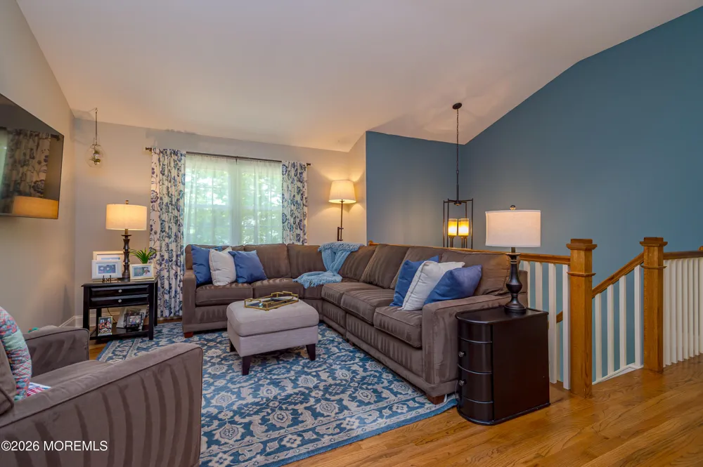 20 Eisenhower Court Matawan, NJ 07747