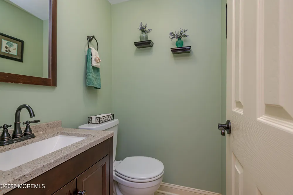 20 Eisenhower Court Matawan, NJ 07747