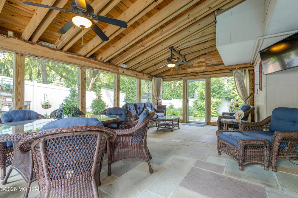 20 Eisenhower Court Matawan, NJ 07747