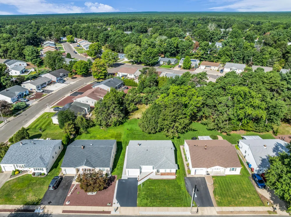 27 Nostrand Drive Toms River, NJ 08757