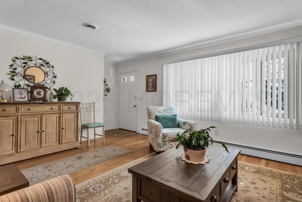 27 Nostrand Drive Toms River, NJ 08757
