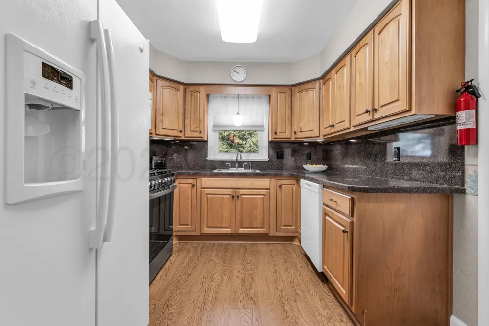 27 Nostrand Drive Toms River, NJ 08757
