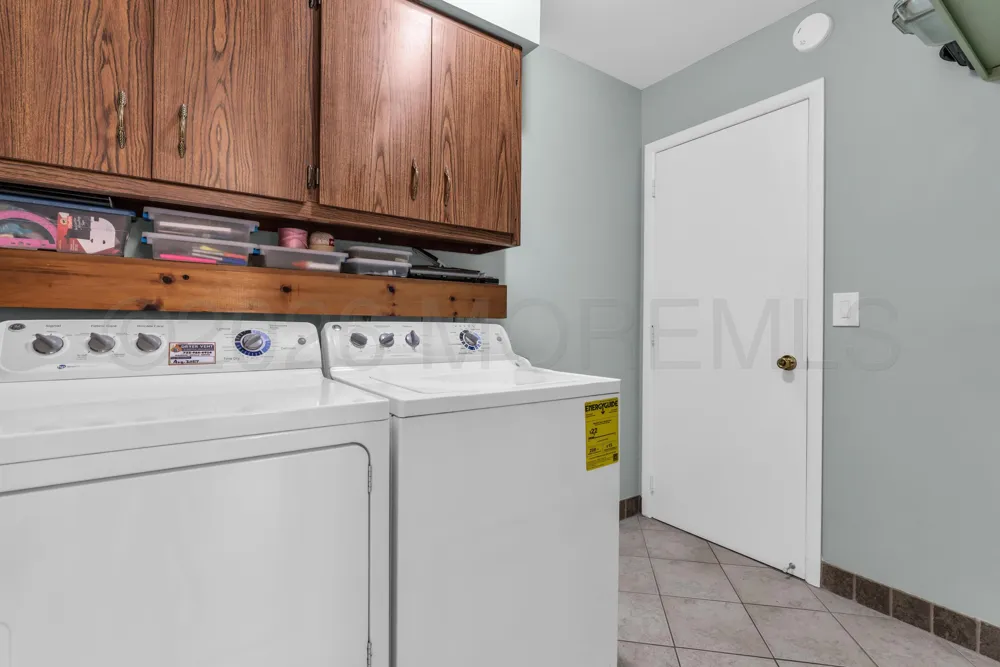 27 Nostrand Drive Toms River, NJ 08757