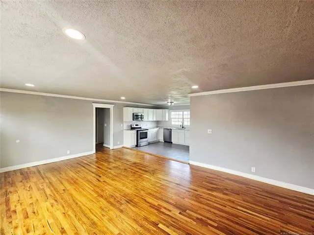 19271 S 4079 ROAD Claremore, OK 74019