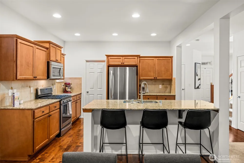 19729 129th Avenue NE Woodinville, WA 98072