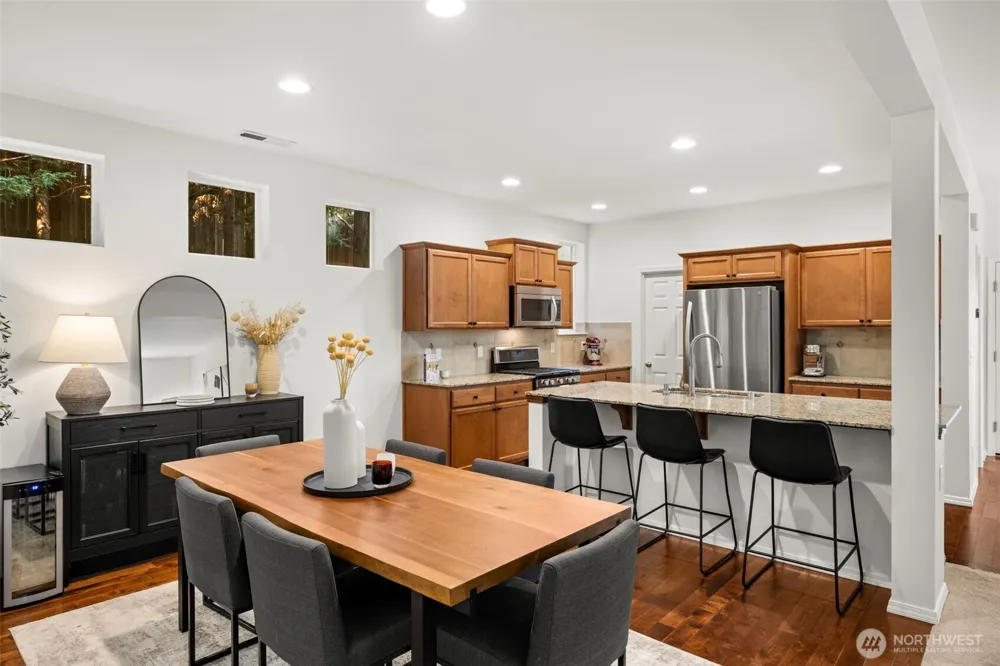 19729 129th Avenue NE Woodinville, WA 98072