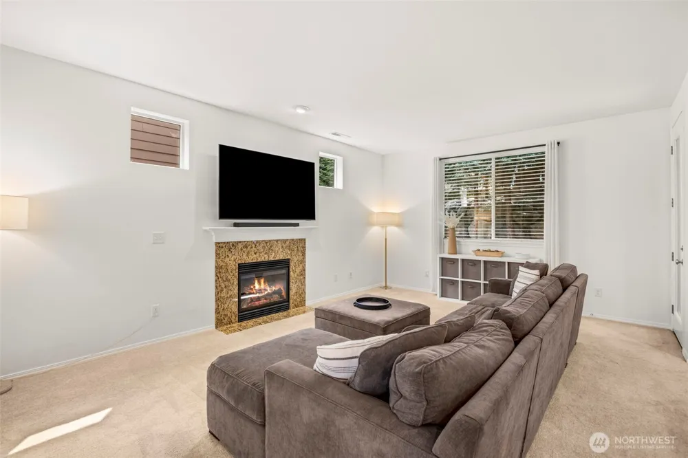 19729 129th Avenue NE Woodinville, WA 98072