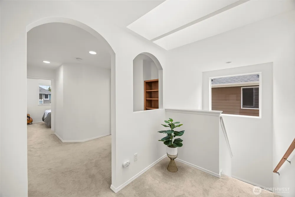 19729 129th Avenue NE Woodinville, WA 98072