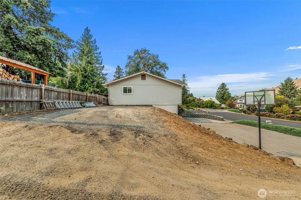 100 Valley Street Cashmere, WA 98815