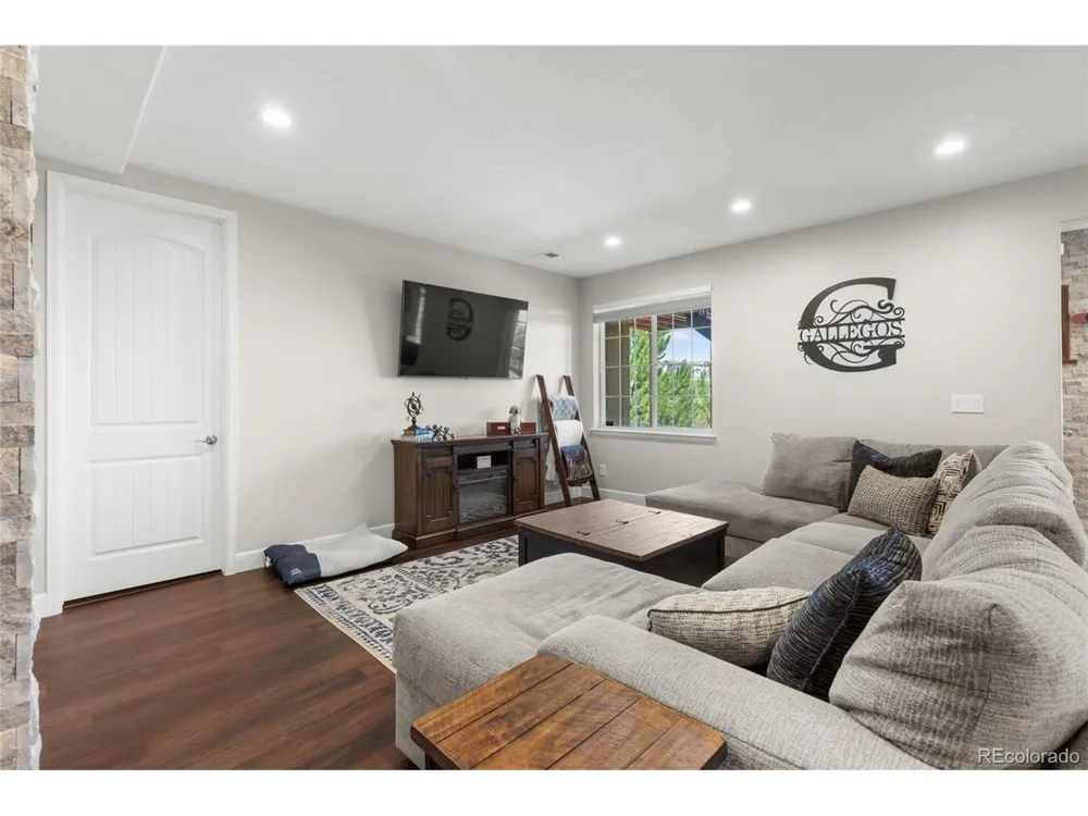27855 E Moraine Drive Aurora, CO 80016
