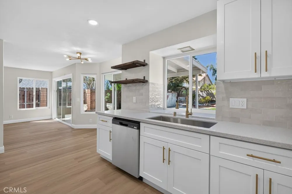 6542 Redbud Rancho Cucamonga, CA 91739
