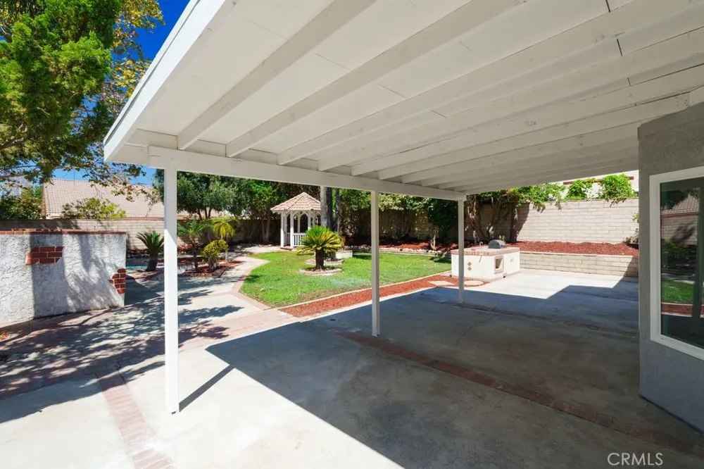 6542 Redbud Rancho Cucamonga, CA 91739