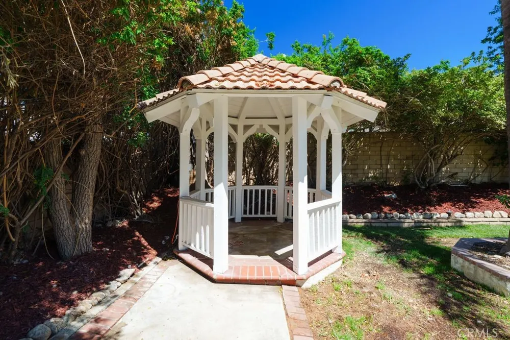 6542 Redbud Rancho Cucamonga, CA 91739