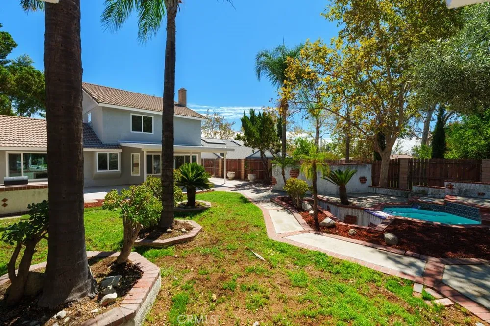 6542 Redbud Rancho Cucamonga, CA 91739