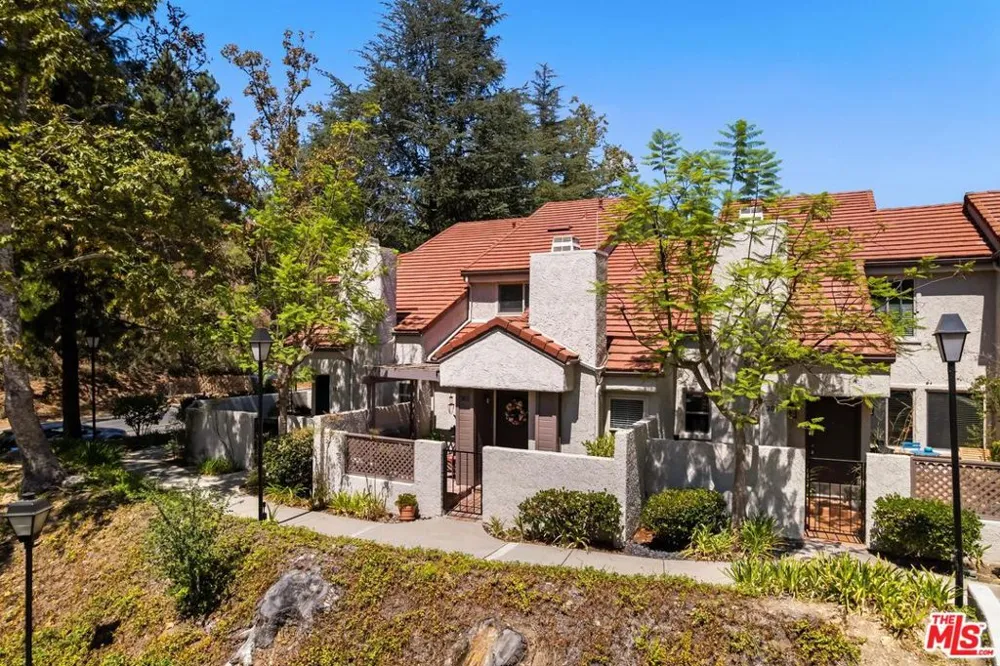 302 Via Colinas Westlake Village, CA 91362