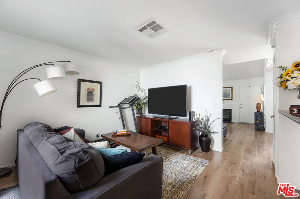 302 Via Colinas Westlake Village, CA 91362