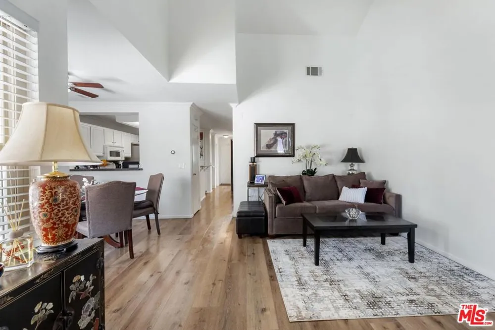 302 Via Colinas Westlake Village, CA 91362
