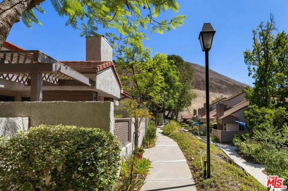 302 Via Colinas Westlake Village, CA 91362