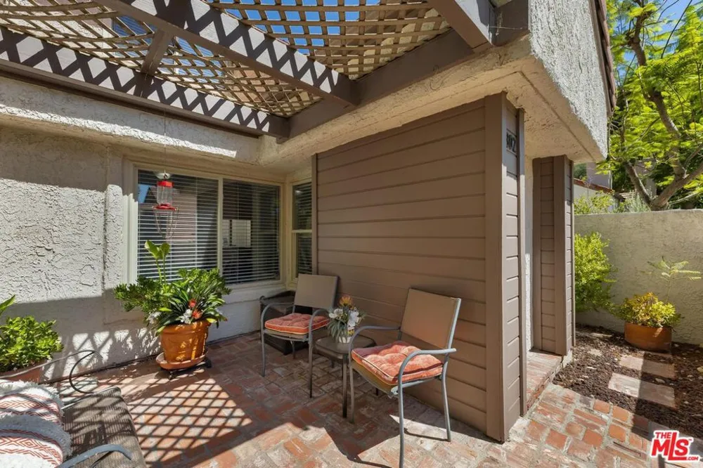 302 Via Colinas Westlake Village, CA 91362