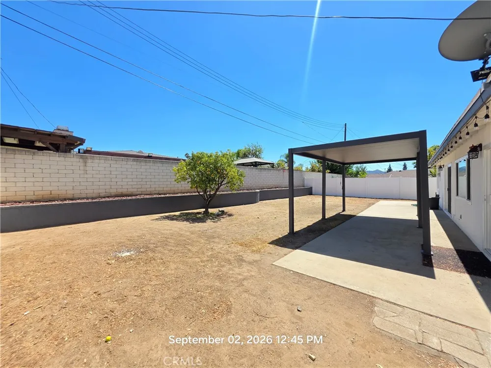 858 Darfield Covina, CA 91724