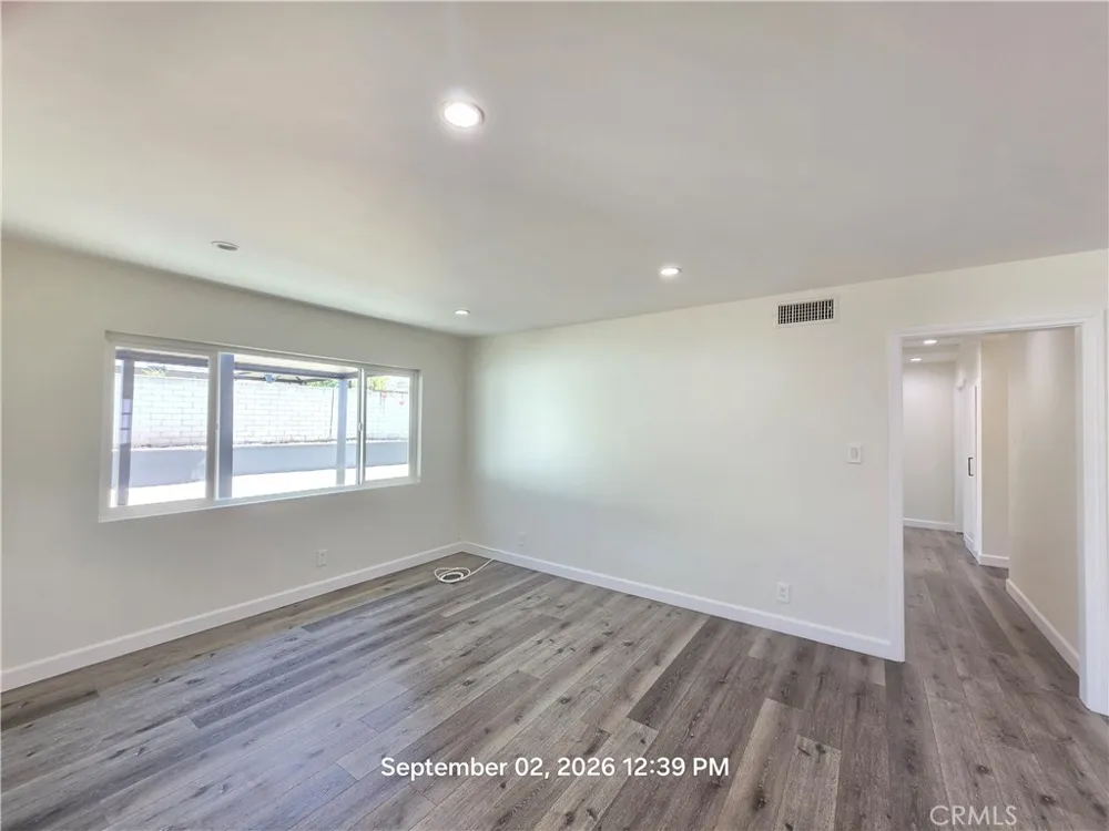 858 Darfield Covina, CA 91724