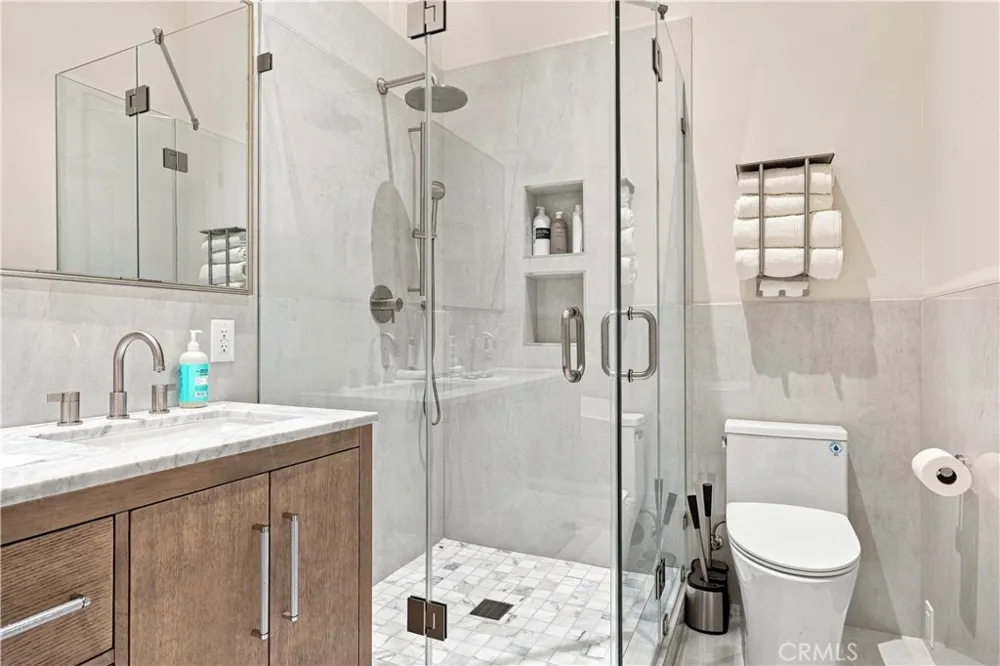 9500 Amoret Drive Tujunga, CA 91042