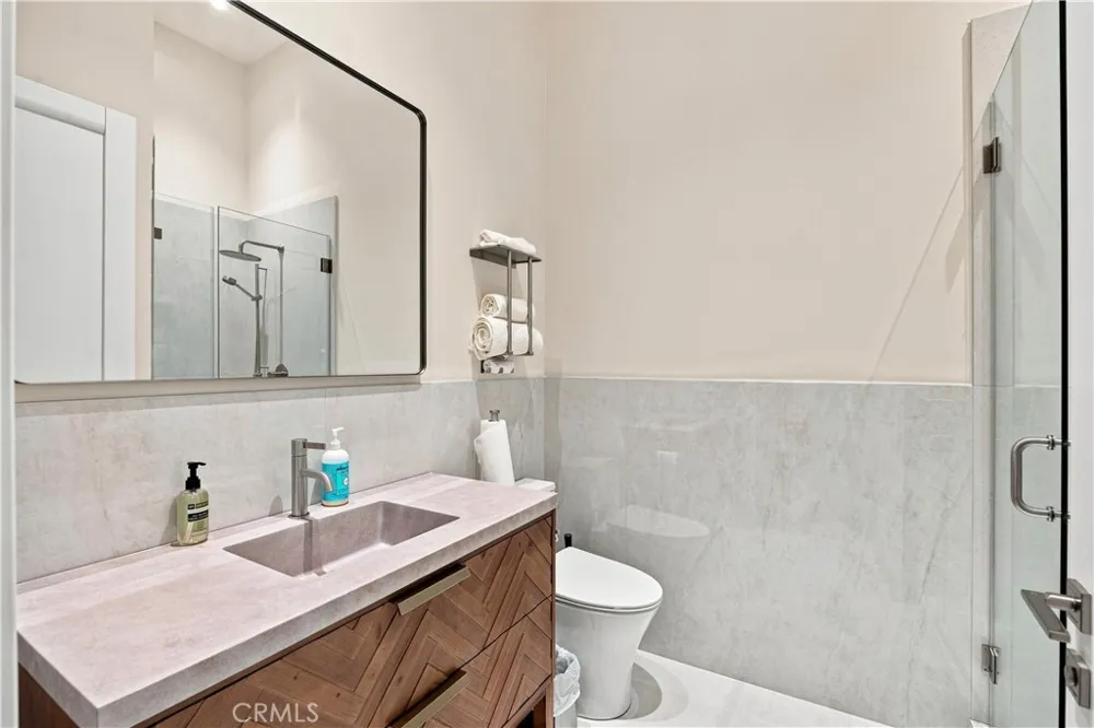 9500 Amoret Drive Tujunga, CA 91042