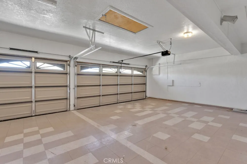 12354 Navajo Victorville, CA 92392