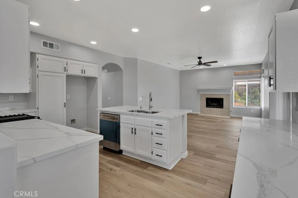 12354 Navajo Victorville, CA 92392