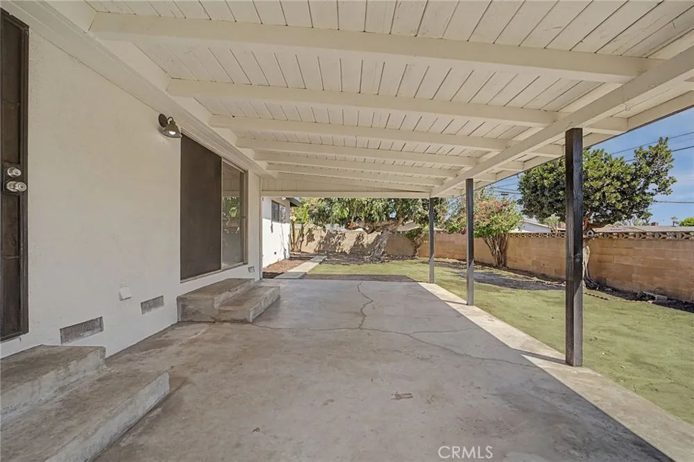 834 W 8th Upland, CA 91786