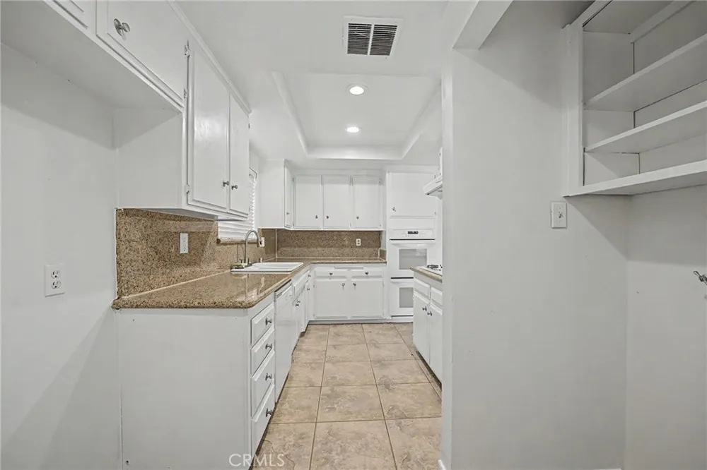 834 W 8th Upland, CA 91786