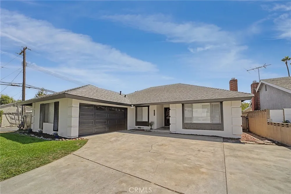 834 W 8th Upland, CA 91786