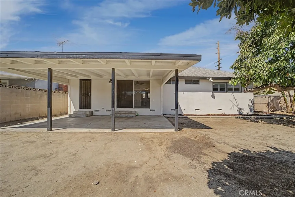 834 W 8th Upland, CA 91786