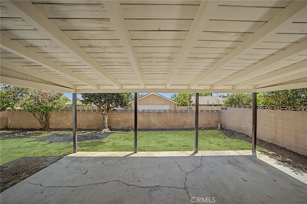 834 W 8th Upland, CA 91786
