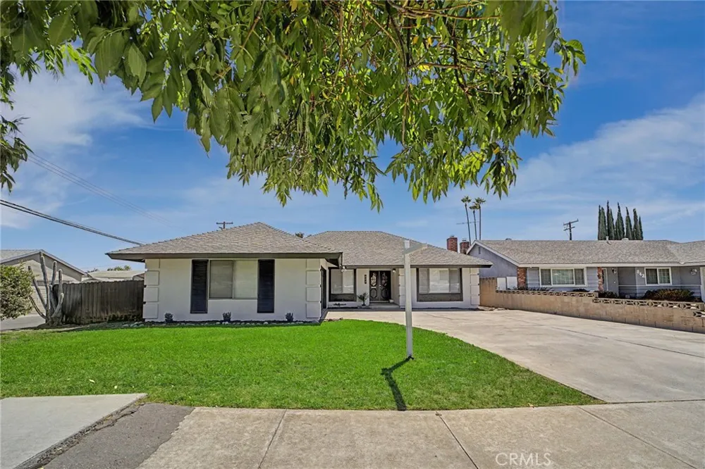 834 W 8th Upland, CA 91786