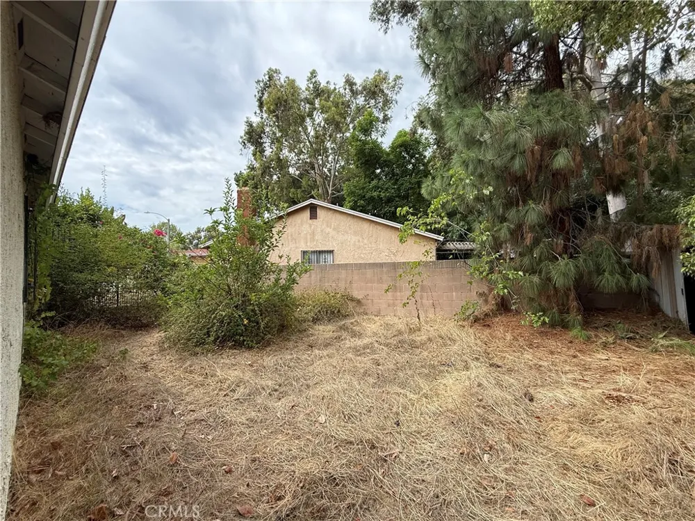 2417 E Brenda Street West Covina, CA 91792