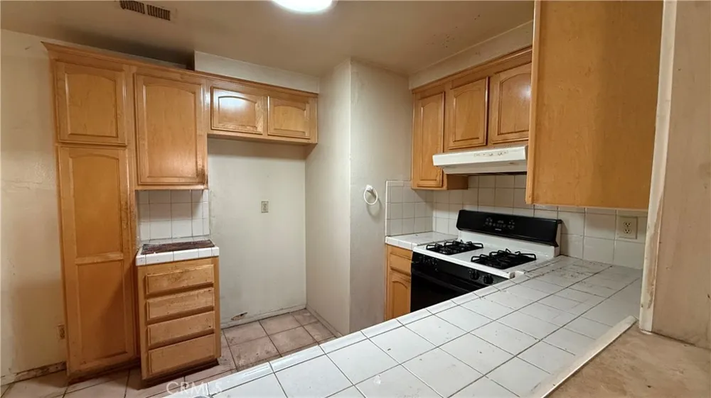 2417 E Brenda Street West Covina, CA 91792