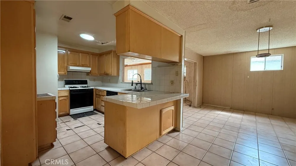 2417 E Brenda Street West Covina, CA 91792