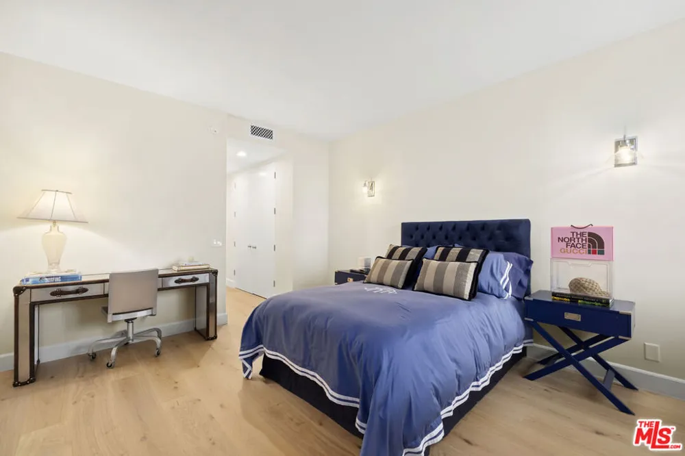 211 S Spalding Drive #109S Beverly Hills, CA 90212