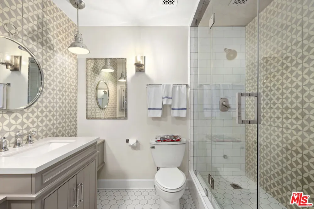 211 S Spalding Drive #109S Beverly Hills, CA 90212