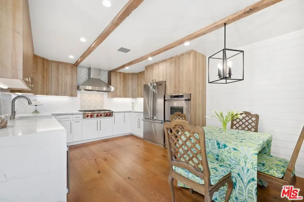 211 S Spalding Drive #109S Beverly Hills, CA 90212